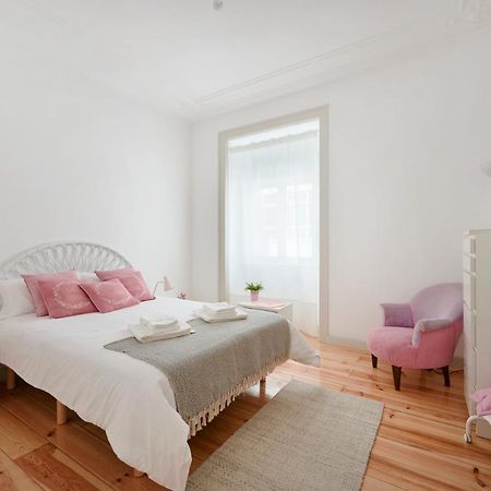 Sunny Apartment With Balcony! Lisbon Luaran gambar