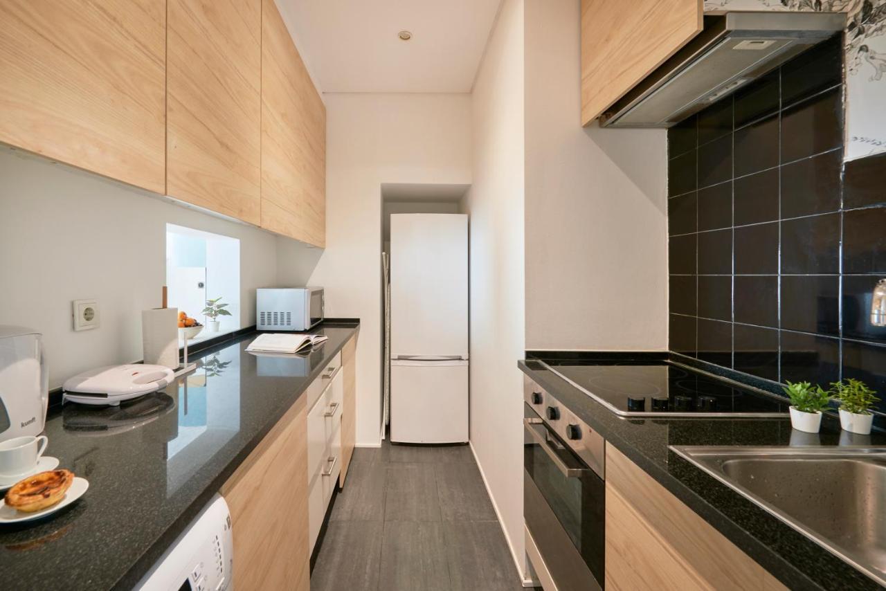 Sunny Apartment With Balcony! Lisbon Luaran gambar