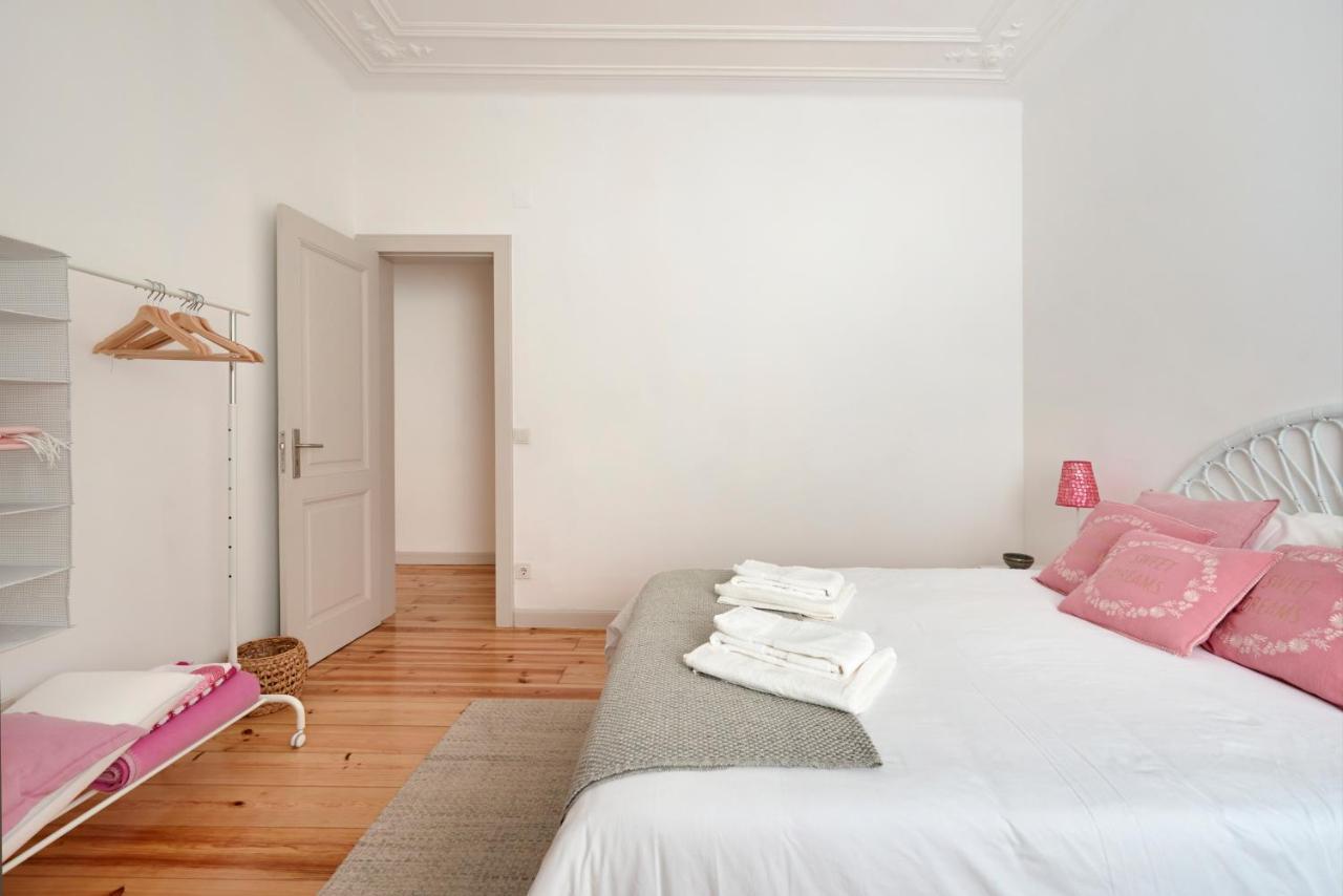 Sunny Apartment With Balcony! Lisbon Luaran gambar
